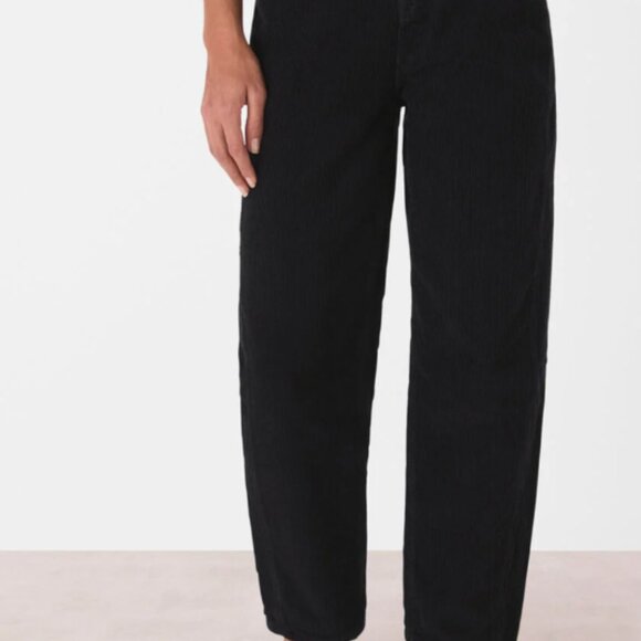 HOLIDAY SALE 50% OFF! // Whistles Black High Rise Barrel Jean - Picture 3 of 3